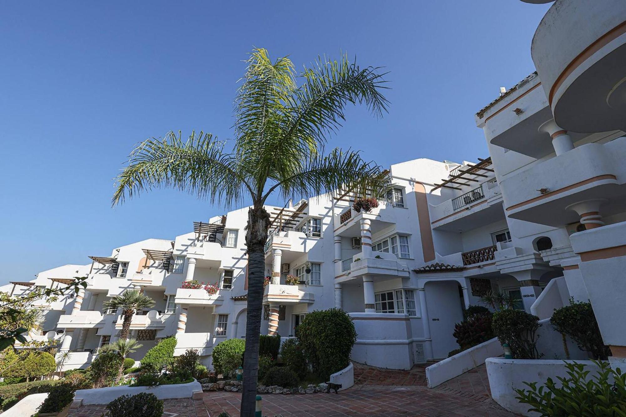 053 - Two Bed Mijas Golf Apartment In Popular Matchroom Golf Club Fuengirola Buitenkant foto